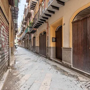 https://vucciria-apartments-by-wonderful-italy.palermohotels.org
