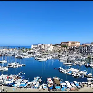https://cala-mare.palermohotels.org